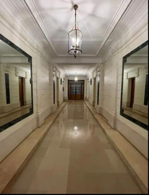 Appartamento Quiet And Spacious Near Champs Elysees *